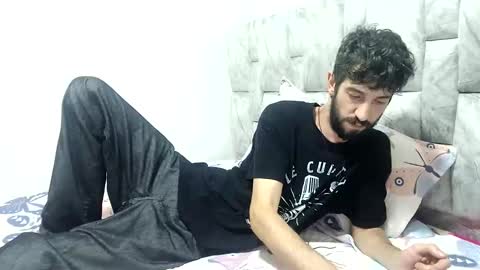 Snapshot of latinlustandfrenchkiss chatting on December 1, 5:40 pm latinlustandfrenchkiss online show from December 1, 5:40 pm