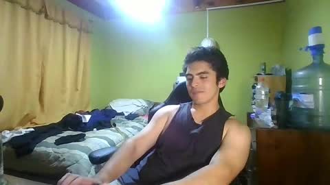 Snapshot of latinn_babe chatting on April 6, 4:10 am latinn_babe online show from April 6, 4:10 am