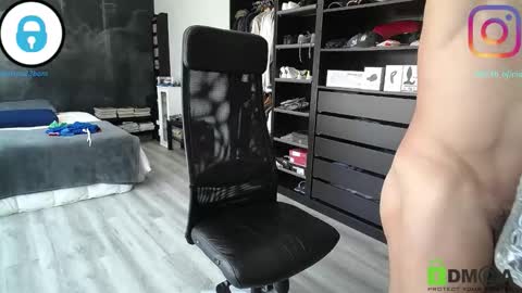 Snapshot of latino23bom chatting on March 16, 1:26 pm sam online show from March 16, 1:26 pm