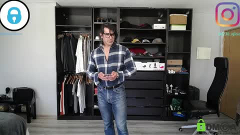 Snapshot of latino23bom chatting on April 5, 11:51 am sam online show from April 5, 11:51 am