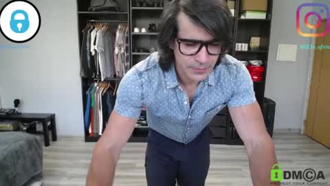 Snapshot of latino23bom chatting on April 9, 10:42 am sam online show from April 9, 10:42 am