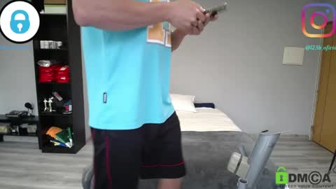 Snapshot of latino23bom chatting on April 15, 8:21 am sam online show from April 15, 8:21 am