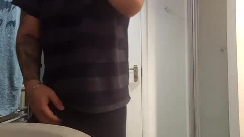 latino8484 online show from January 21, 7:37 am