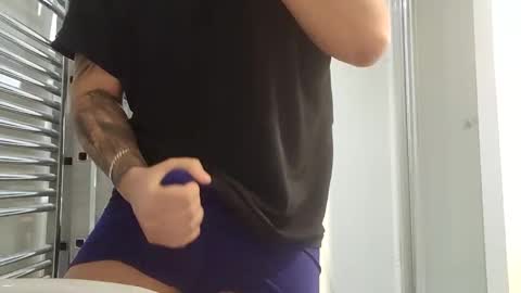 latino8484 online show from January 28, 7:22 am