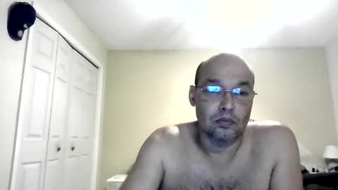 Snapshot of latinoinfla chatting on October 25, 1:13 am latinoinfla online show from October 25, 1:13 am