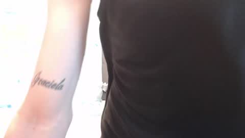 Snapshot of latins_boys_20 chatting on December 11, 3:35 am NICK online show from December 11, 3:35 am