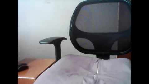 Latin Flow online show from April 2, 3:09 pm