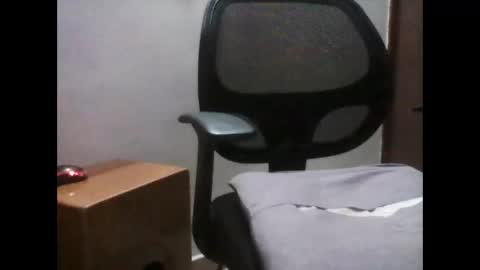 Latin Flow online show from April 11, 8:18 am