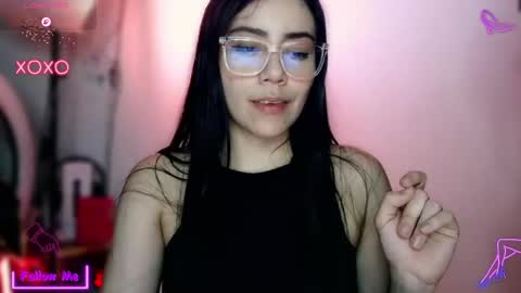 Snapshot of laujgray chatting on November 23, 5:29 am laujgray online show from November 23, 5:29 am