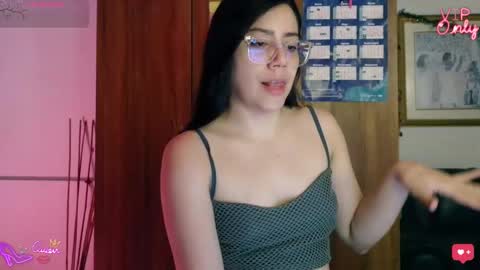 Snapshot of laujgray chatting on February 28, 11:44 am laujgray online show from February 28, 11:44 am