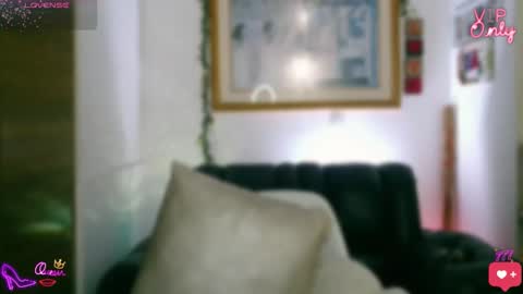 laujgray online show from May 21, 4:41 am