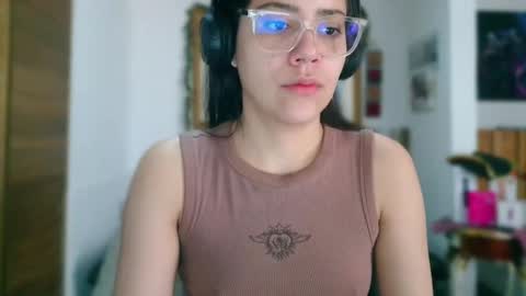 laujgray online show from May 29, 3:21 pm