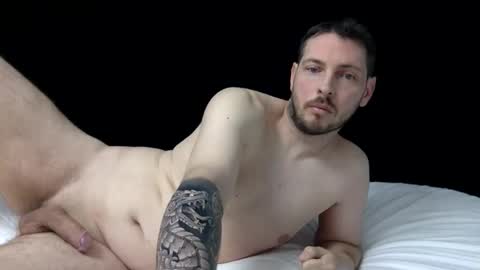 lauken10 online show from November 23, 4:12 am