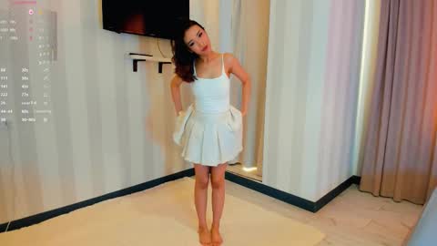 Snapshot of laumalove chatting on February 28, 5:08 am Lauma online show from February 28, 5:08 am