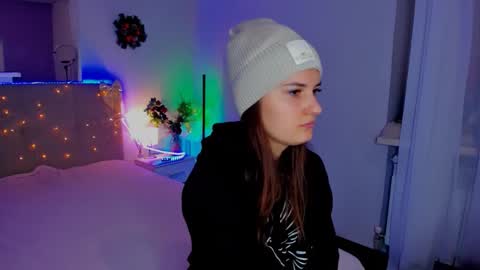 Laura online show from January 8, 6:26 am