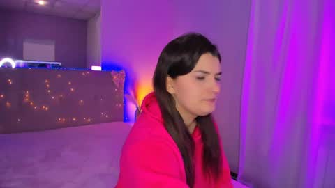 Laura online show from April 11, 7:45 am