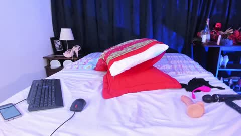   online show from December 31, 11:28 pm