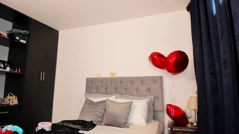   online show from February 15, 2:11 pm