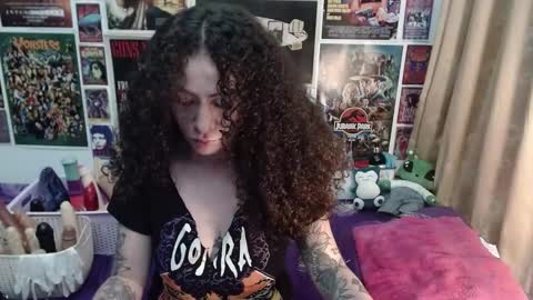  Wen  online show from March 10, 10:45 pm