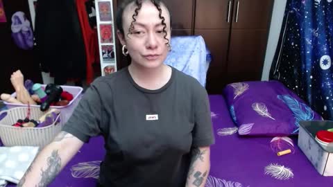  Wen  online show from October 18, 7:03 pm