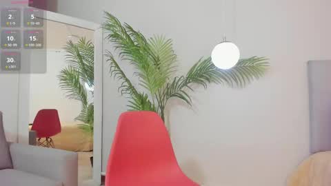 Snapshot of laura_bonnet_ chatting on March 11, 7:26 am Laura Bonnet online show from March 11, 7:26 am