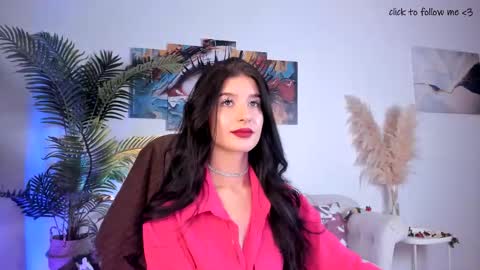 Laura online show from September 24, 7:50 pm