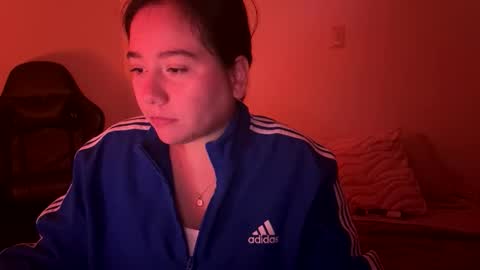 laura online show from February 17, 12:18 am