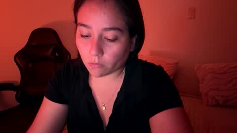 laura online show from February 18, 2:40 am