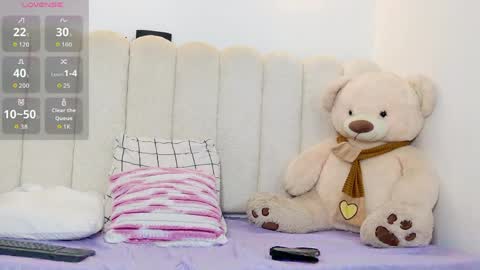 laura_homme online show from April 28, 10:48 pm