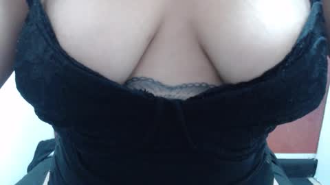  Laura  online show from February 13, 2:35 pm