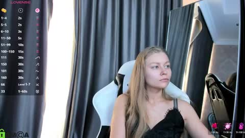 Laura online show from April 16, 9:54 am