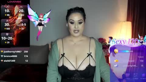 Laura online show from January 22, 11:32 pm