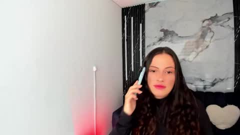 laura_vega08 online show from November 11, 12:49 pm