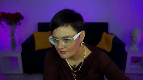 lauradavidsons online show from November 22, 10:20 pm