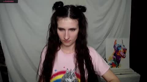 Laura online show from March 2, 2:32 pm