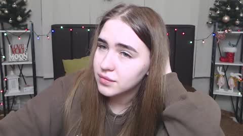Snapshot of laurahlot chatting on January 6, 3:31 am LauraHlot online show from January 6, 3:31 am