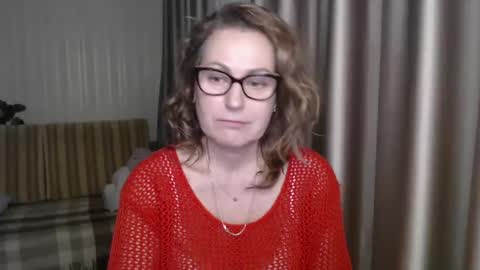 Lauraoven1 online show from January 20, 5:59 pm