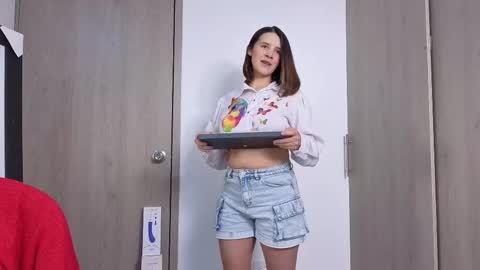 Laura online show from November 16, 6:24 pm