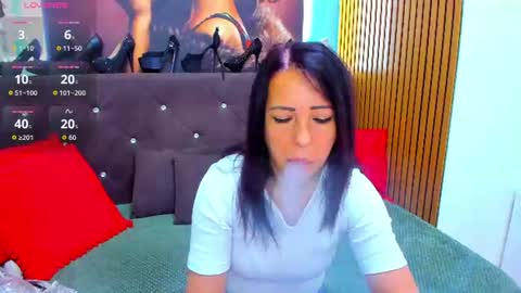 Laura online show from July 2, 3:17 am