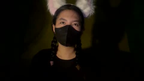 Laura new asian online show from June 9, 6:30 pm