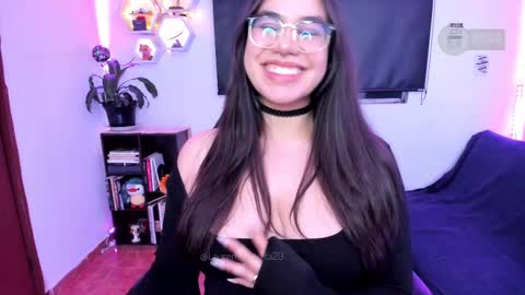 Snapshot of lauren_afrodita chatting on February 13, 5:26 am Im Lauren independent model online show from February 13, 5:26 am