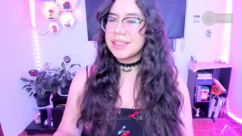 Snapshot of lauren_afrodita chatting on March 4, 3:33 am Im Lauren independent model online show from March 4, 3:33 am