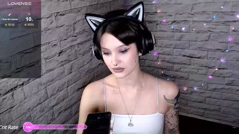 Eva online show from December 7, 5:53 pm