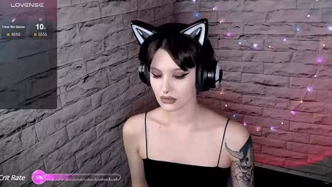 Eva online show from December 25, 6:30 pm