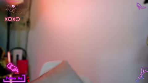 Lauren online show from November 20, 6:02 am