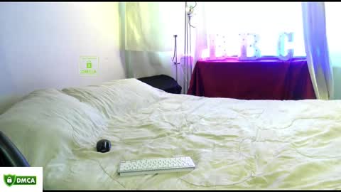 Snapshot of laurenabril chatting on February 11, 6:01 pm Lauren Abril online show from February 11, 6:01 pm