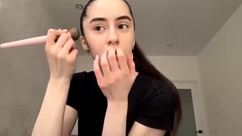 laurenadupuy online show from June 15, 1:13 pm