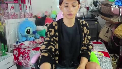 SF online show from December 17, 4:32 pm