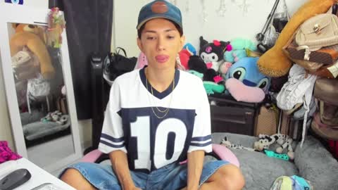 SF online show from January 8, 3:28 pm