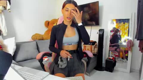 SF online show from August 3, 5:06 pm